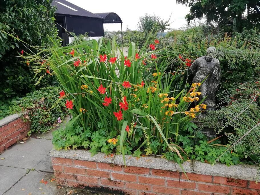 Country With Gardens Holiday home